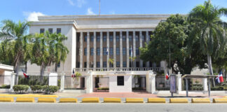 Ministerio de Educación rechaza paros injustificados de docentes que atentan contra cumplimiento del calendario escolar
