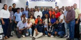 Regional 15 de Educación presenta gestores del programa Escuela Abierta y Activa.