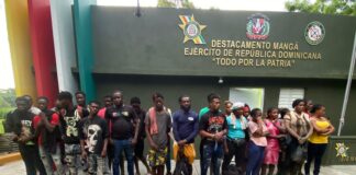 Ejército intercepta vehículo utilizado para el transporte ilegal de 14 extranjeros en Guayubín.
