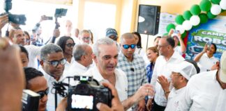 Gobierno fortalece bienestar comunitario en Wilmore de Samaná con obras de alto impacto social.