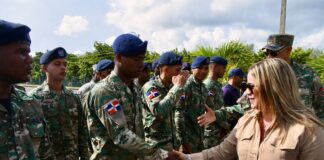 AEOFARD desarrolla jornada de apoyo a miembros de la FARD en la Base Aérea Barahona.