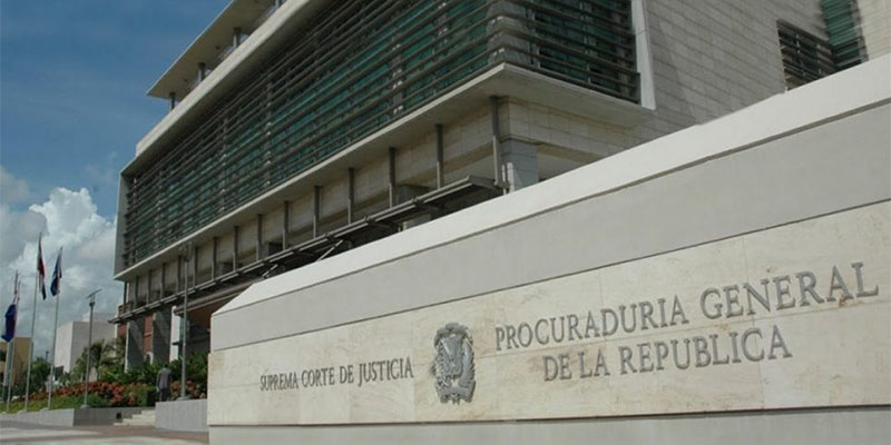 Coerción para agente policial imputado por muerte involuntaria de teniente coronel retirado.